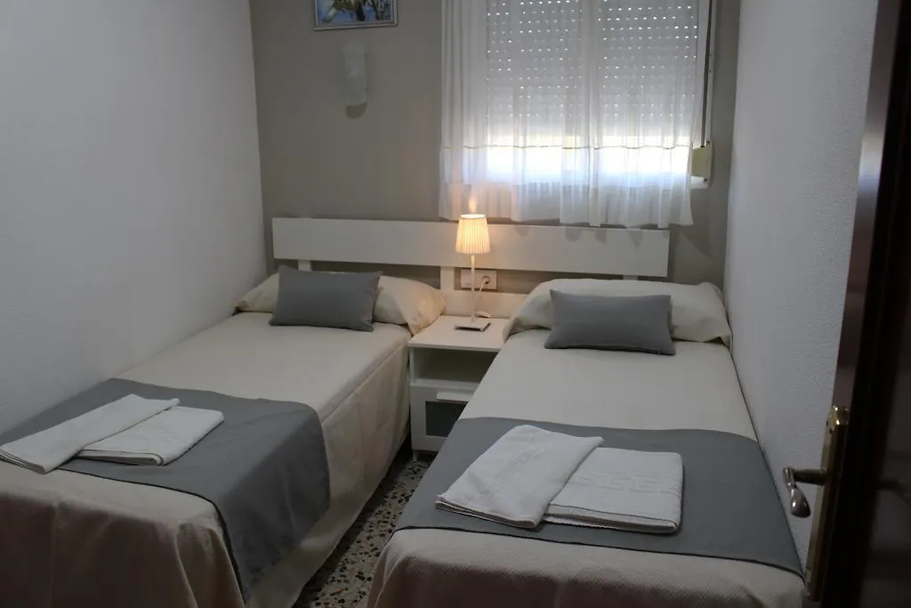 Apartamentos Bolonia Paraiso 0*,