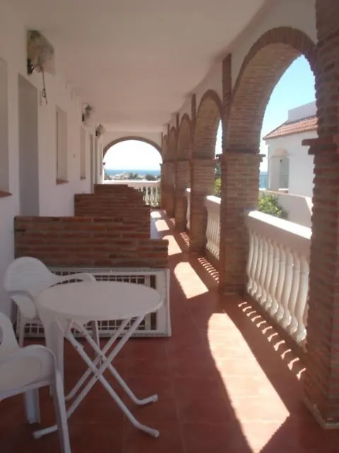Apartamentos Bolonia Paraiso Apartment