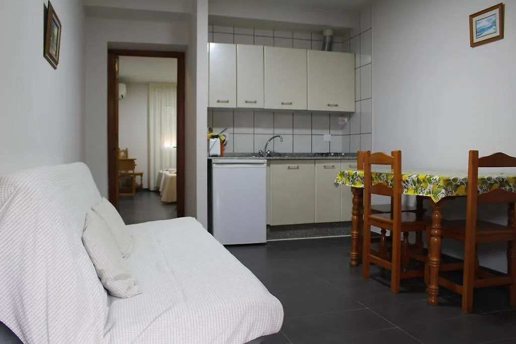 Apartamentos Bolonia Paraiso 0*,